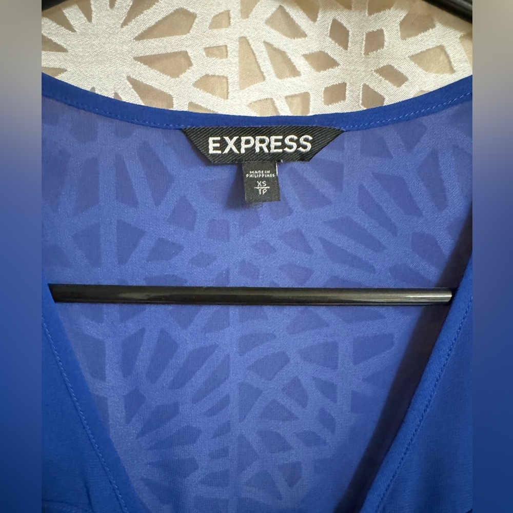 Express Tank Top - Picture 2 of 2